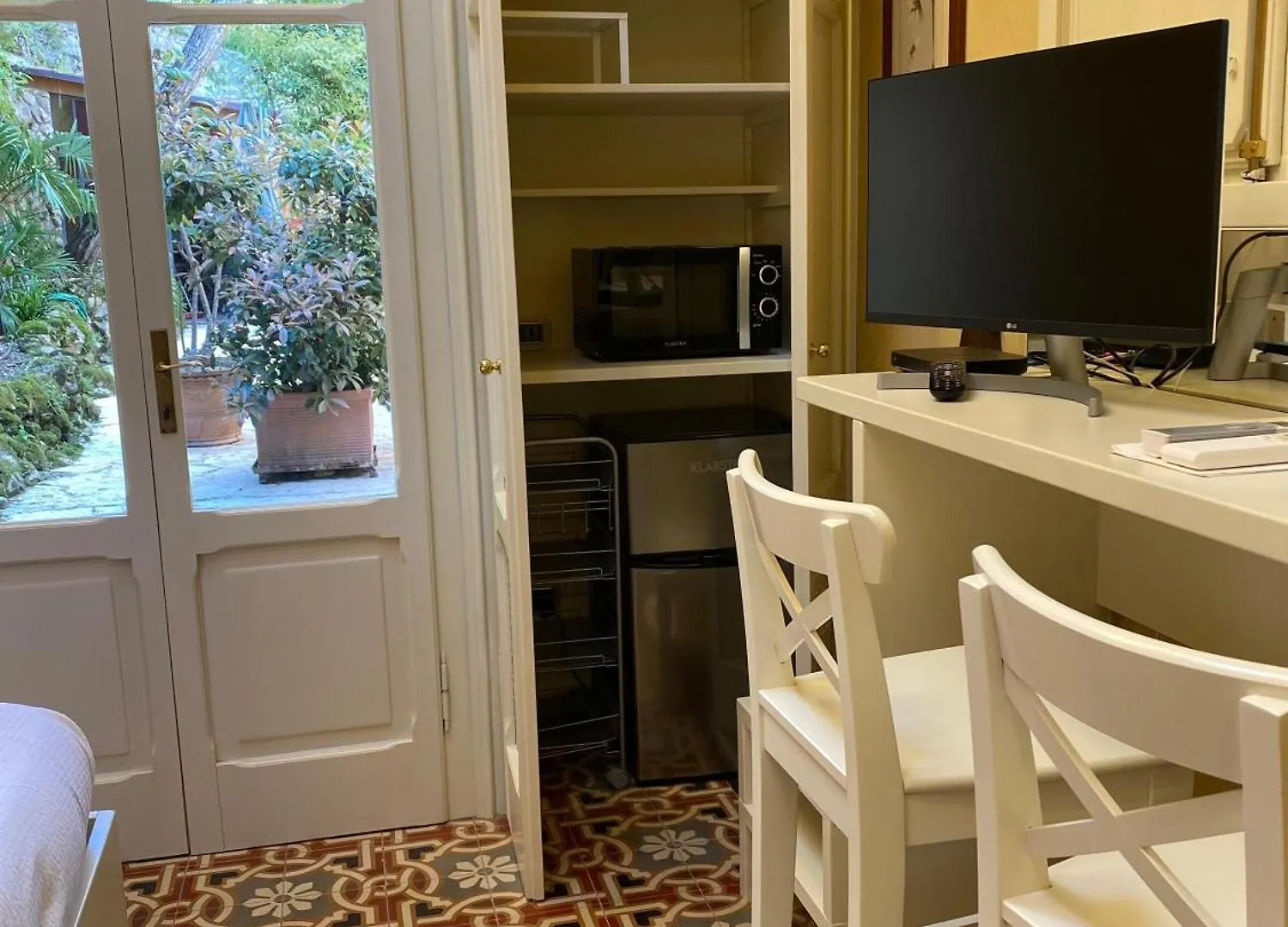 Incasa Verona 0*,